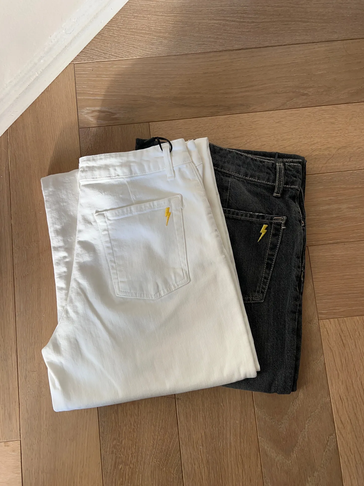 Alaia lavtaljede jeans med lyn detalje - Grå denim