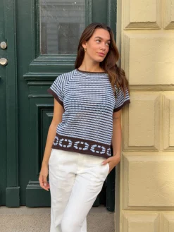 Alfi strikket t-shirt med striber - Hvid/brun