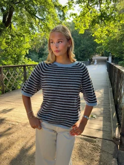Almy strik med striber - Blå