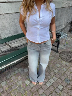 Alsine figursyet skjorte i hør - Hvid