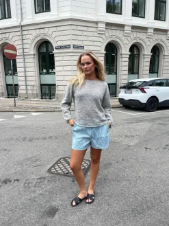 Andrea shorts med striber - Grøn/hvid