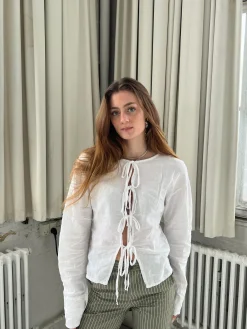 Angel hørbluse - hvid