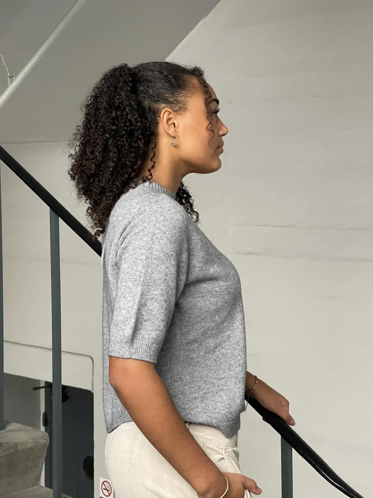 Arabella strikket t-shirt - Grå