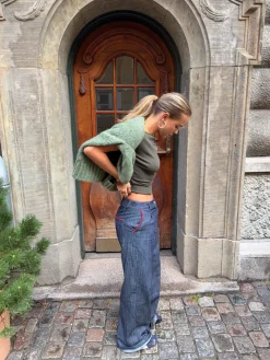 Astrid jeans med detaljer - Navy/rød