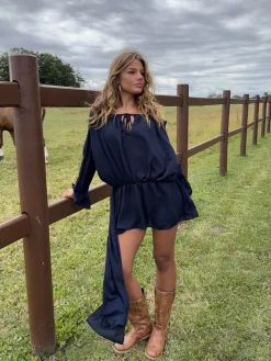 Aveline off shoulder-kjole - Navy