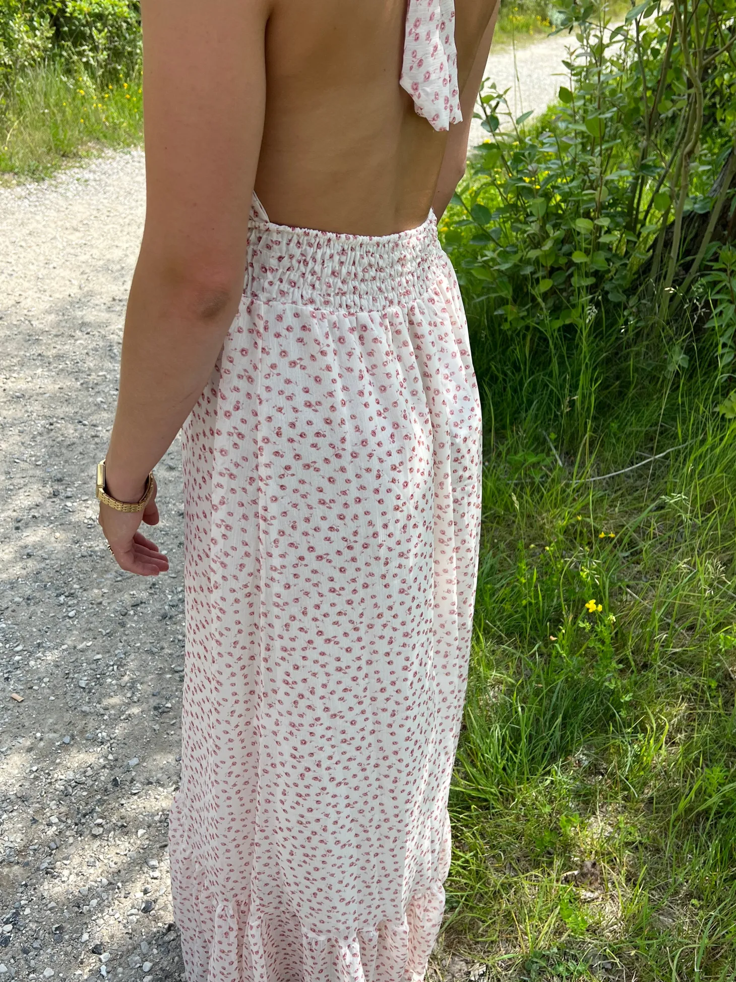 Bellis kjole