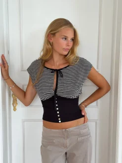 Bianca stribet top med detaljer - Sort/hvid