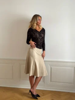 Bodil langærmet bluse med blonder - Sort