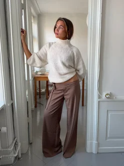 Buka bukser med bindebånd og striber - Brun