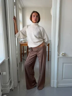 Buka bukser med bindebånd og striber - Brun