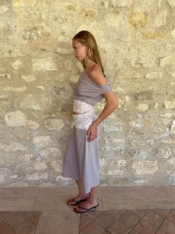 Camina caprishorts med blonder - Beige