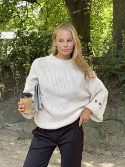 Carina strik med ærmedetalje - Beige