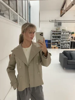 Catinka kort trenchcoat - Sand