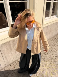 Catinka kort trenchcoat - Sand