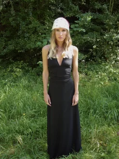 Clauda maxikjole med åben ryg - Sort