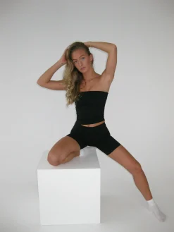 Core tube top - Jet Black