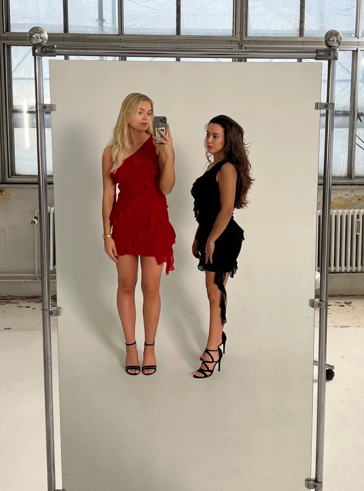 Denise kjole med frynser - Sort
