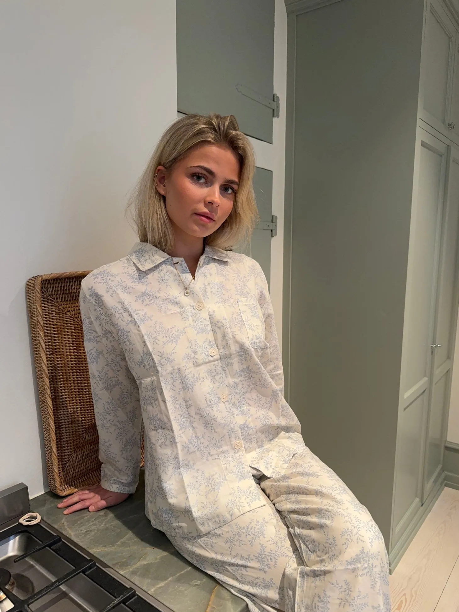 Esme pyjamassæt - Off white/blå