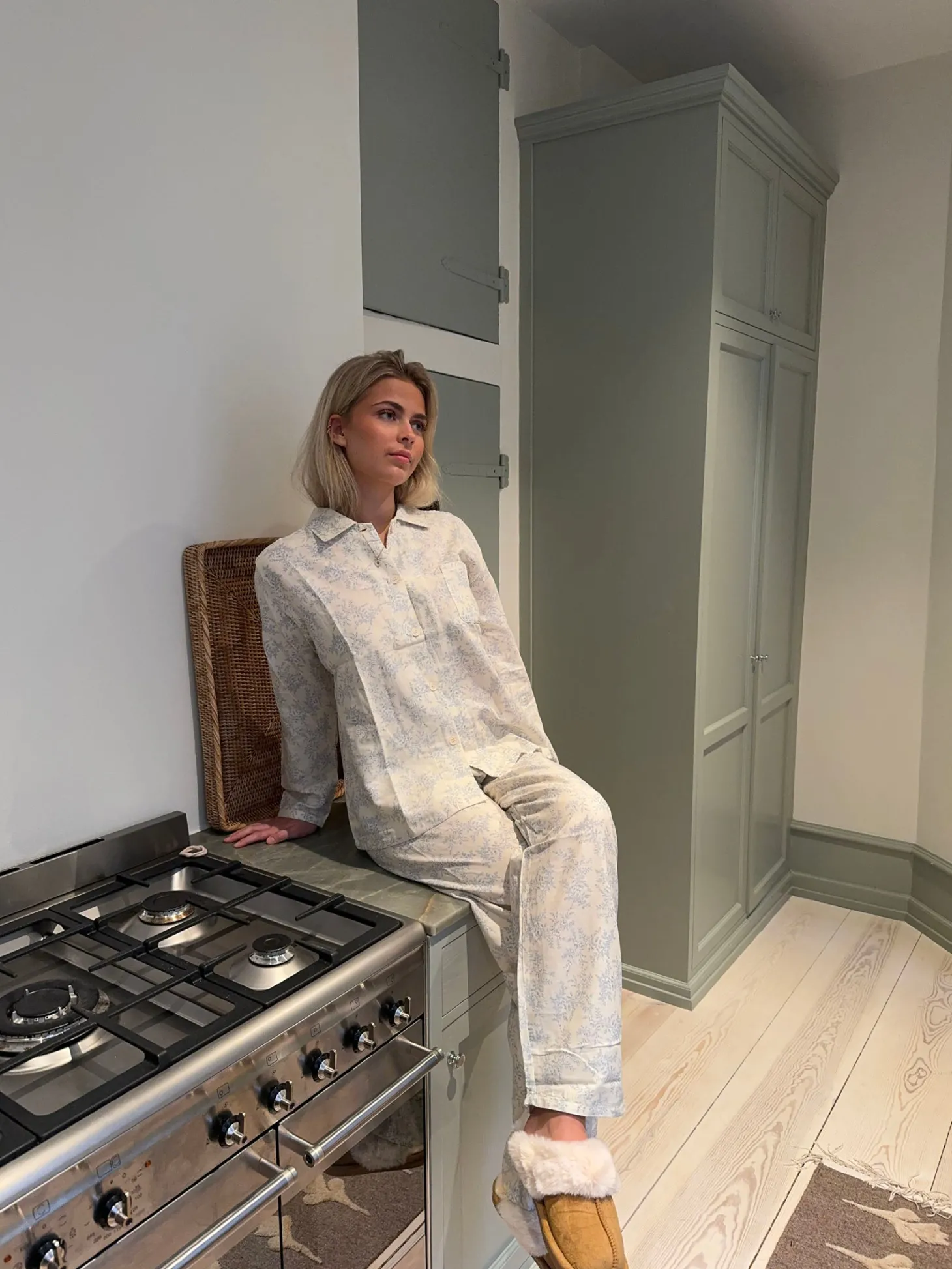 Esme pyjamassæt - Off white/blå