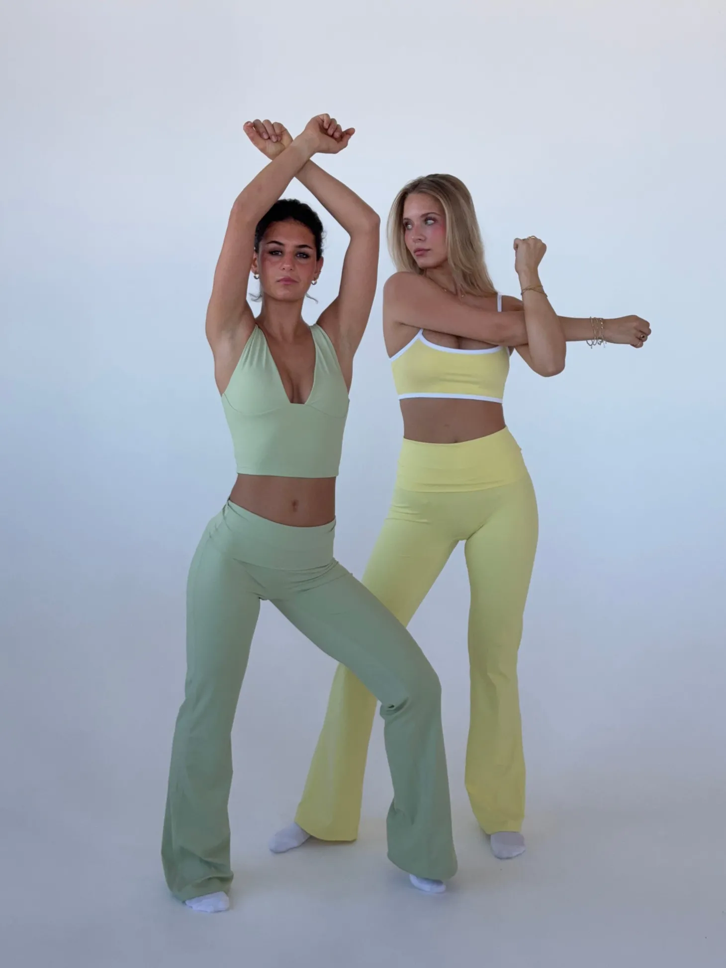 Essential flared pants - Matcha