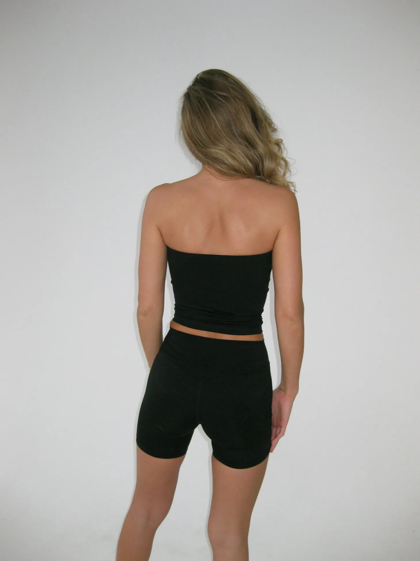 Essential shorts - Jet Black