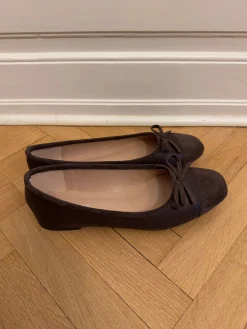 Fione ballerinaer i ruskind - Brun