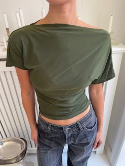Florine figursyet t-shirt - Kaki