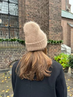 Fluffy hue - Taupe