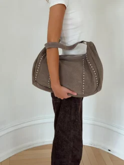 Henry taske med nitter - Taupe