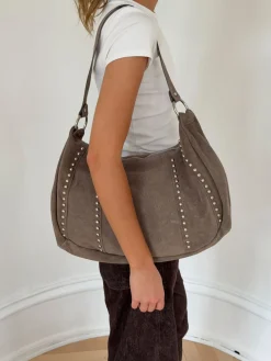 Henry taske med nitter - Taupe