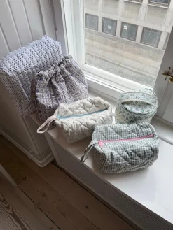 Honey lille toilettaske - Hvid/grøn ternet