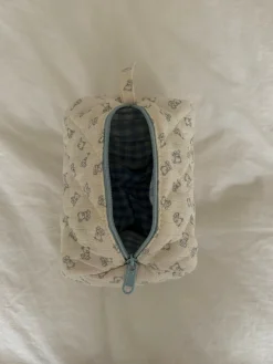 Honey lille toilettaske - Off white med bamser