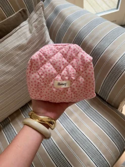 Honey lille toilettaske - Pink med små blomster