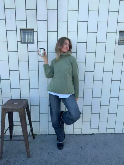Idun striktrøje med turtleneck - Kaki