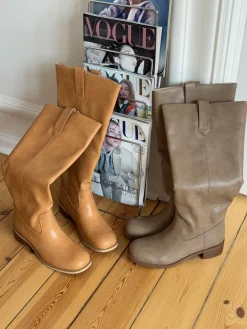 Justina tall støvler - Taupe