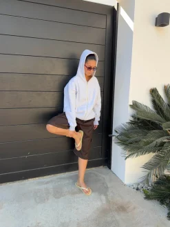 Kelsey bermudashorts med nålestriber - Brun