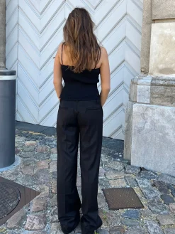 Kienna lavtaljede suitbukser - Sort
