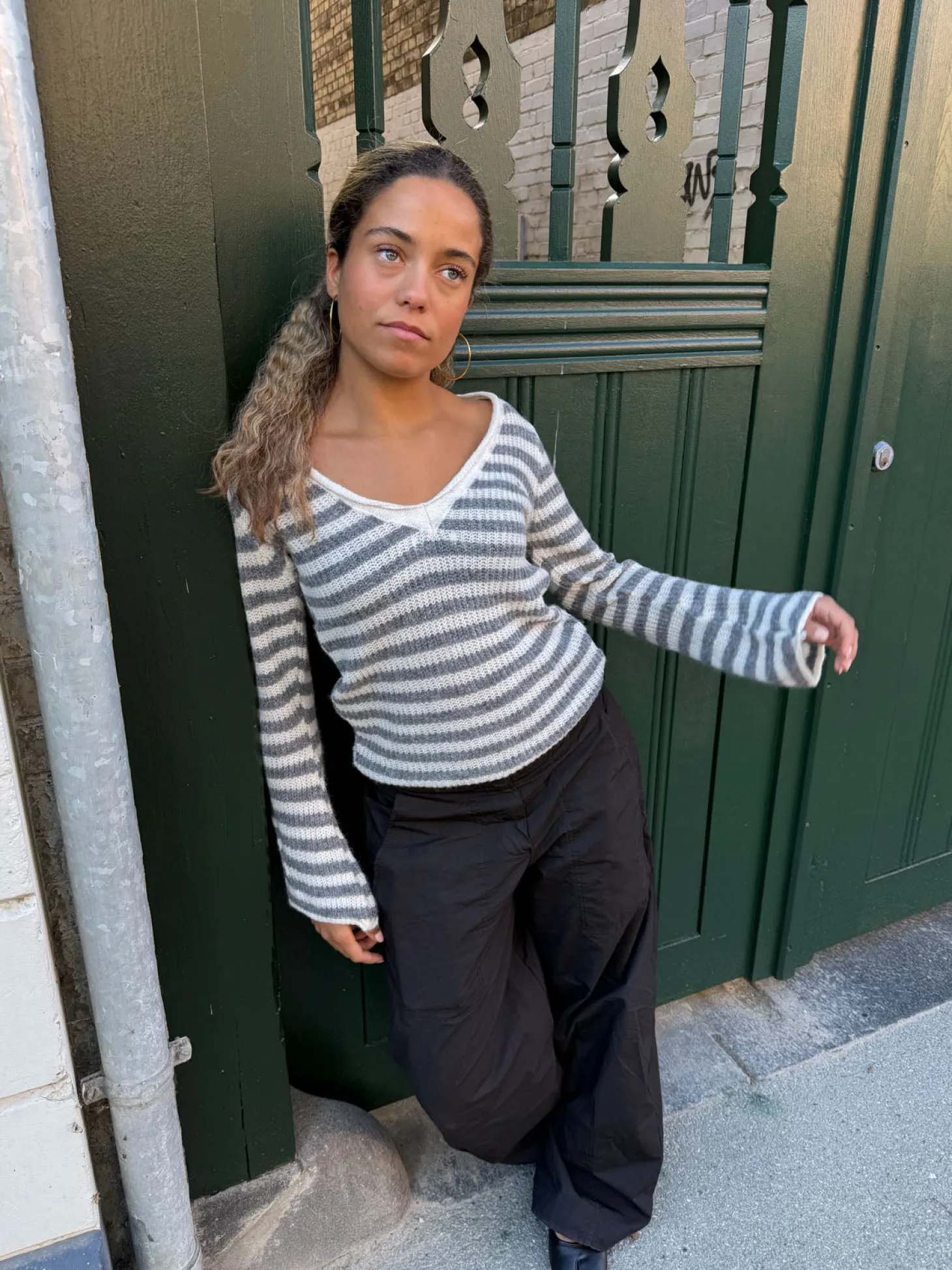 Leona striktrøje - Grå/beige