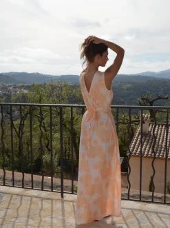 Marielle kjole med blomster - Hvid/orange