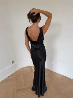 Miana maxi satinkjole - Sort