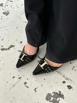 Nida slingback stiletter med spænde - Sort
