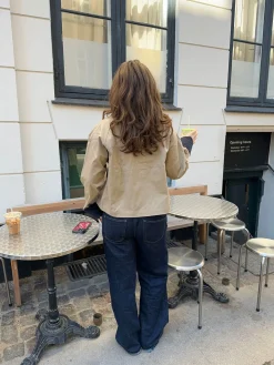 Noami kort jakke med krave - Beige/navy