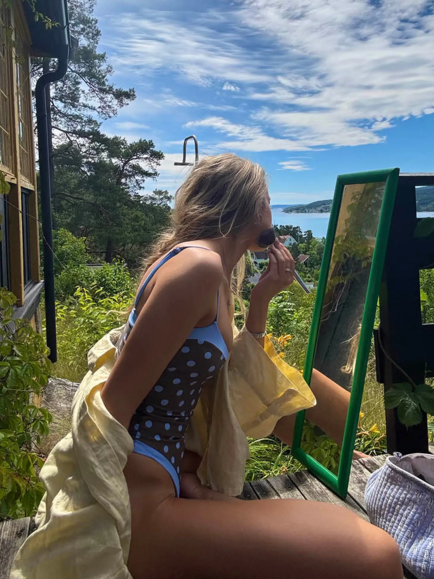 Rie badedragt med polkaprikker - Brun/lyseblå