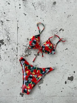 Ruby bikini