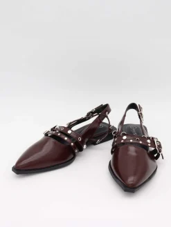 Saga slingback sandaler med spændedetaljer - Mørkerød