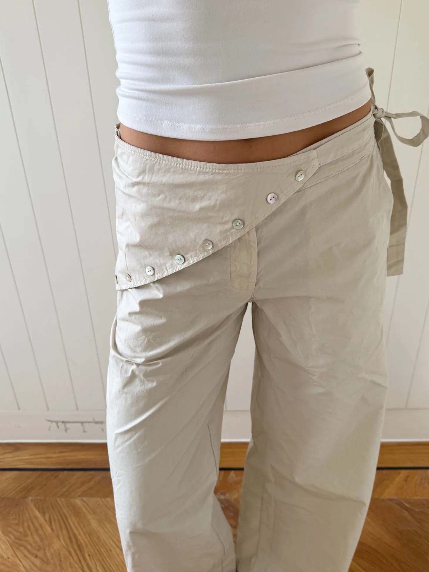 Scandivv bukser med detaljer - Beige