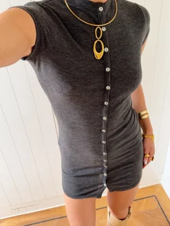 Scandivv kjole med knapper - Grå
