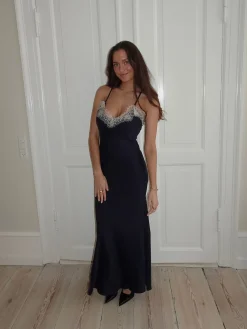 Tena kjole med blondedetaljer - Navy/hvid