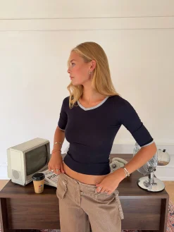 Theana bluse med trekvartærmer - Navy