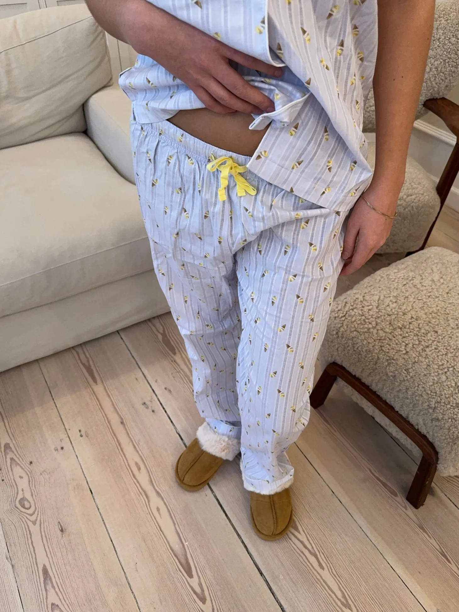 Tinna pyjamassæt med isvafler - Blå/hvid